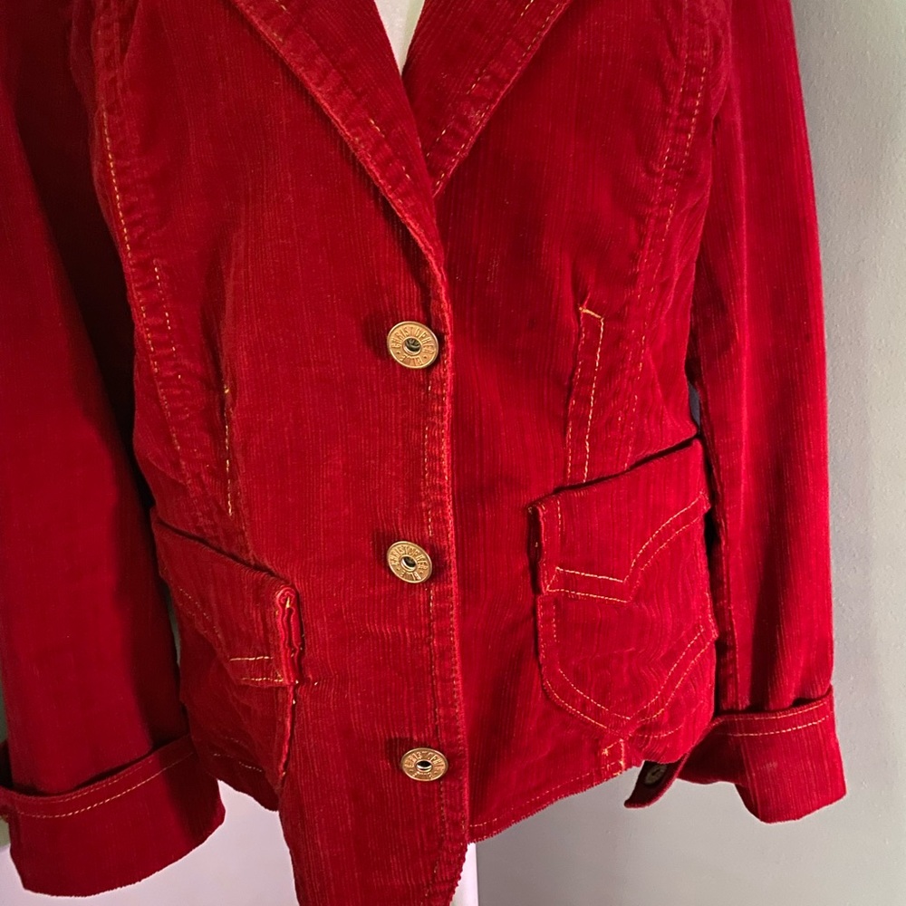 Christopher Blue red jacket